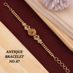 Antique women bracelet
